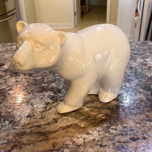 Vintage polar bear  statue. Made‎ in Portugal by Pereiras. Beautiful Crackle